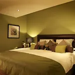 Feversham Arms & Verbena 4*