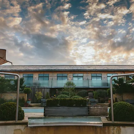 Feversham Arms & Verbena 호텔